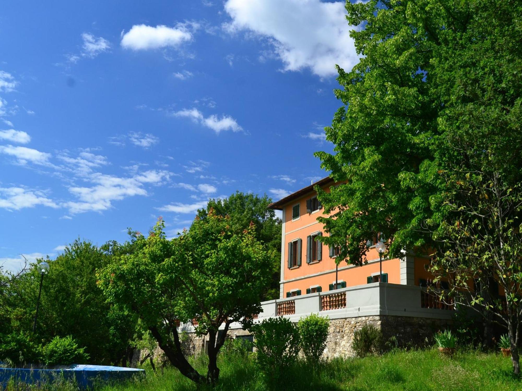 Lovely Holiday Home In Montefiridolfi With Hill View Esterno foto