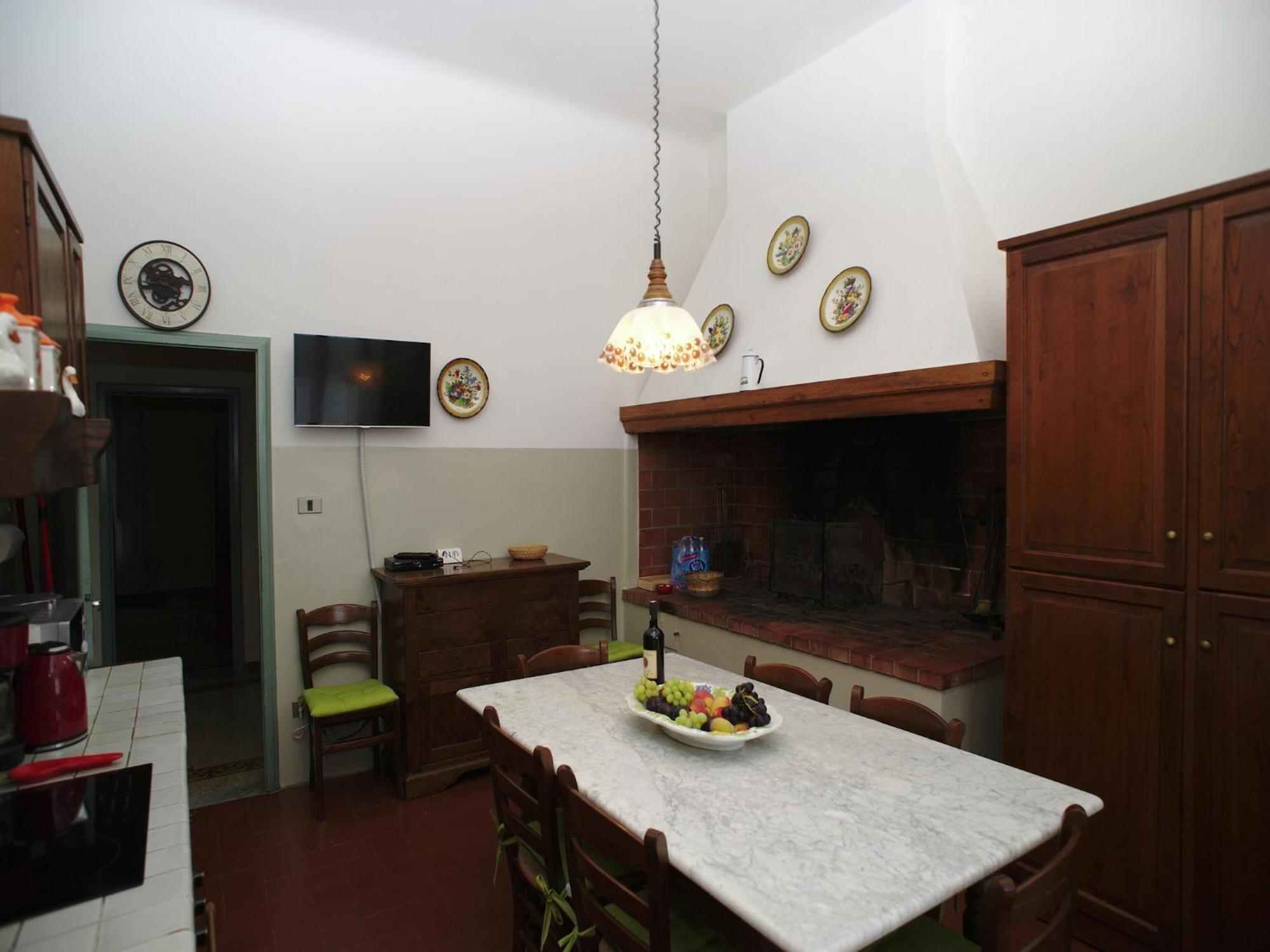Lovely Holiday Home In Montefiridolfi With Hill View Esterno foto