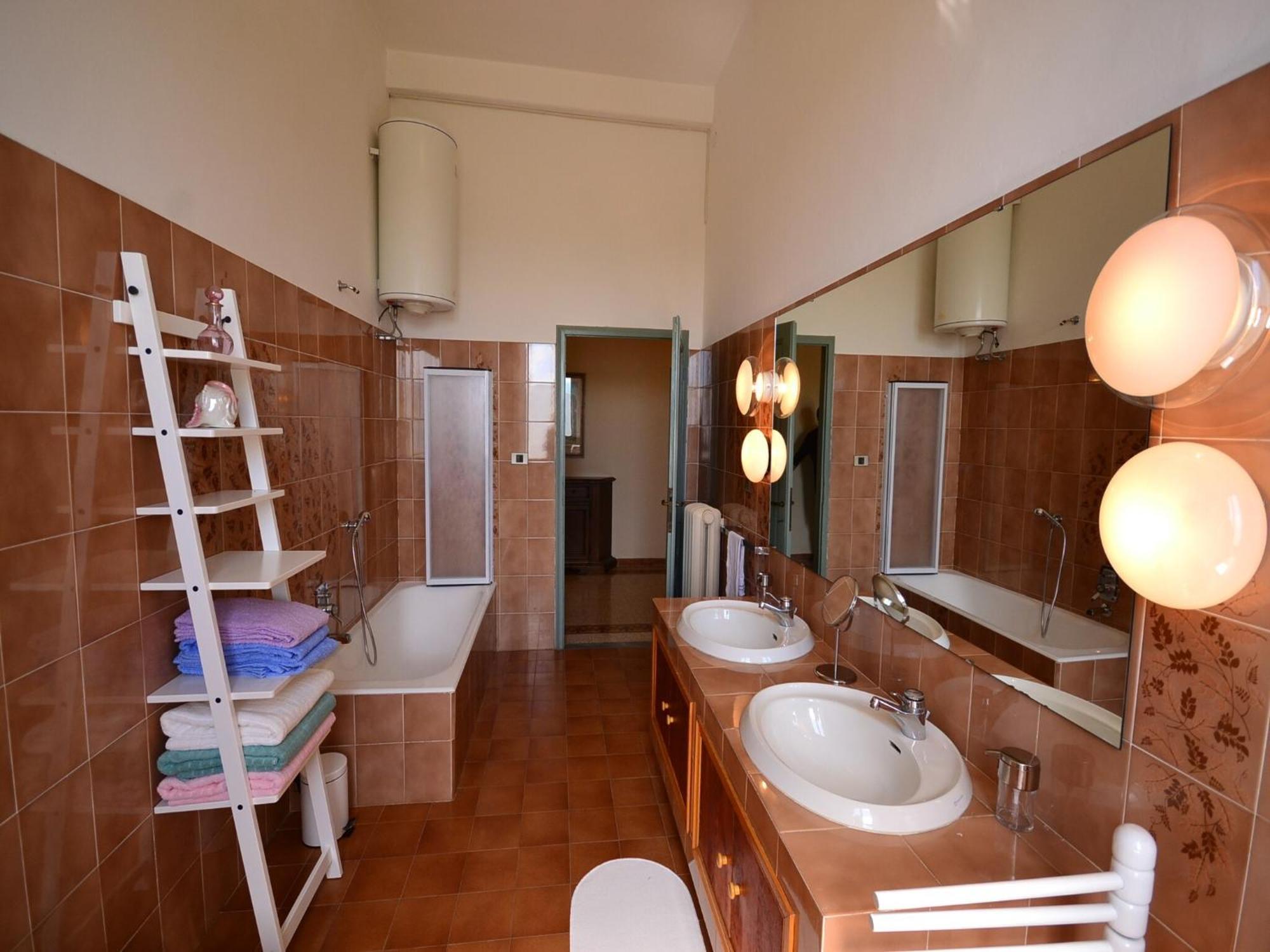Lovely Holiday Home In Montefiridolfi With Hill View Esterno foto
